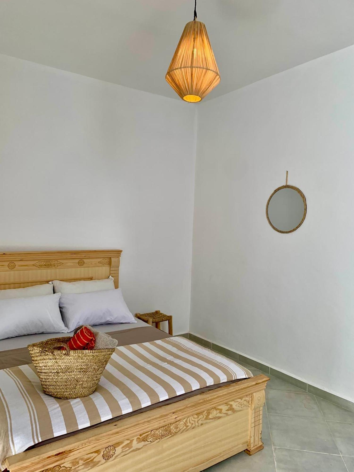 Ocean Surf House Hostel Tamraght Ngoại thất bức ảnh